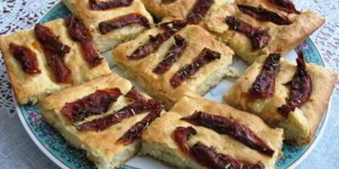 Рецепт Фокаччи с вялеными помидорами