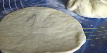 Шаг 1: лепешек на минеральной воде