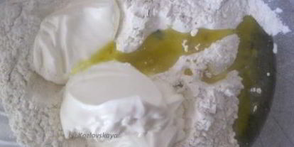 Шаг 1: лепешек наан со специями и кинзой