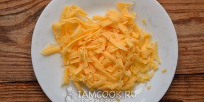 Шаг 4: лепешек с сыром и колбасой на кефире