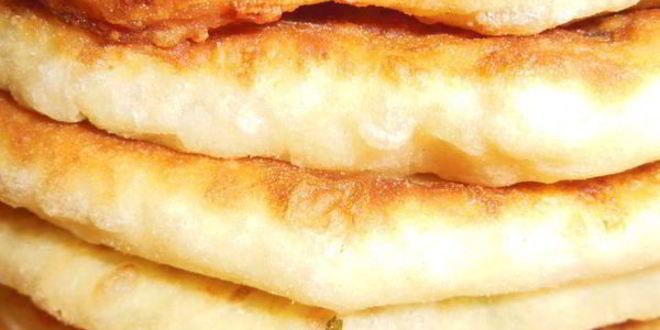 Рецепт очень сырных лепешек