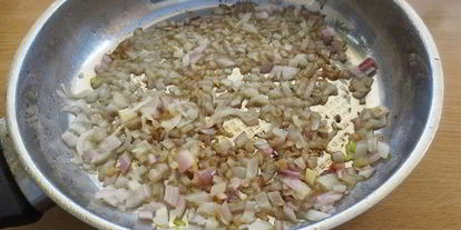 Шаг 8: пиде — турецкой лепешки в форме лодочки с начинкой из фарша