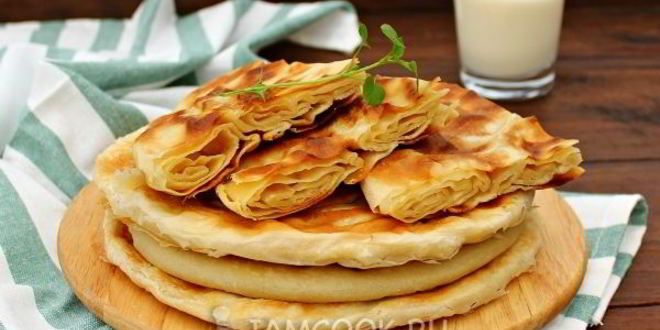 Рецепт слоеных лепешек ны сковороде