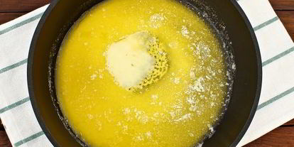 Шаг 4: слоеных лепешек ны сковороде