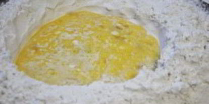 Шаг 2: тонких лепешек с зеленью