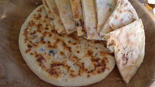 Рецепт Творожных лепешек с творогом и икрой