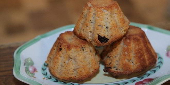 Рецепт ароматных маффинов с яблоками и изюмом