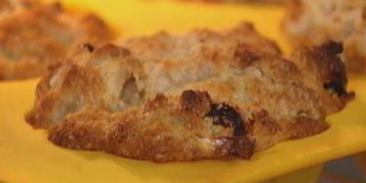 Шаг 8: ароматных маффинов с яблоками и изюмом