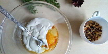 Шаг 4: маффинов с ананасами и грецкими орехами