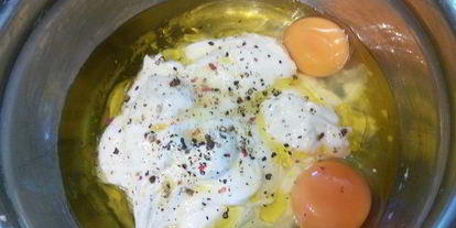 Шаг 1: маффинов с фетой и зеленью