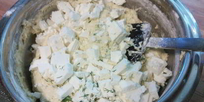 Шаг 3: маффинов с фетой и зеленью