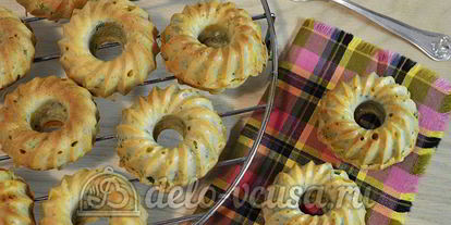 Шаг 6: маффинов с кукурузой и зеленью