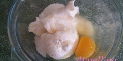 Шаг 4: маффинов с малиной под соусом из маскарпоне