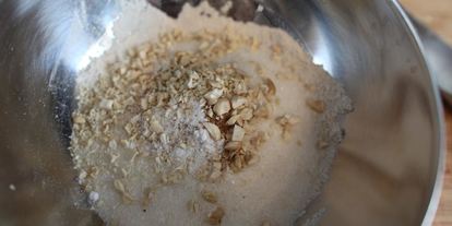 Шаг 1: ржаных маффинов с яблоком, кешью и кориандром