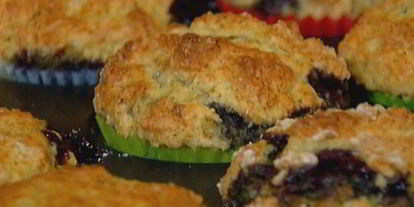 Шаг 5: сахарных маффинов с черничным джемом