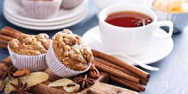 Рецепт Сдобных маффинов из цельной пшеницы с яблоками и орехами