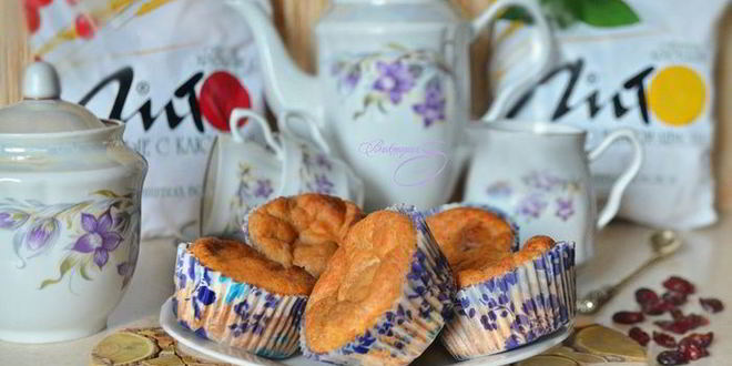 Рецепт Творожных маффинов с вяленой клюквой и отрубями