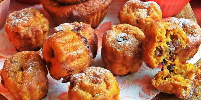 Рецепт Тыквенных маффинов с хурмой