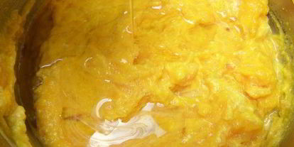 Шаг 8: тыквенных маффинов с хурмой