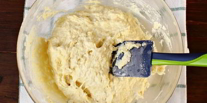 Шаг 8: закусочных маффинов с лисичками