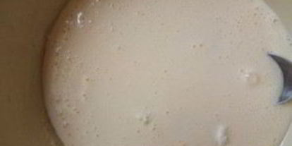 Шаг 3: манника на густой сметане в мультиварке