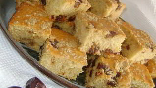 Рецепт Манника с финиками и халвой