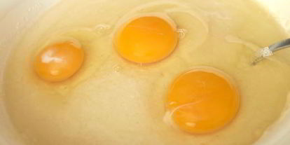 Шаг 2: манника с вишней