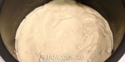 Шаг 14: манника с яблоками в мультиварке