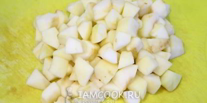 Шаг 5: манника с яблоками в мультиварке