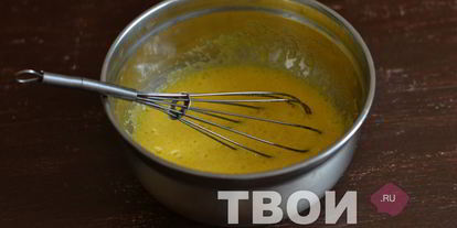 Шаг 3: манника с яблоками