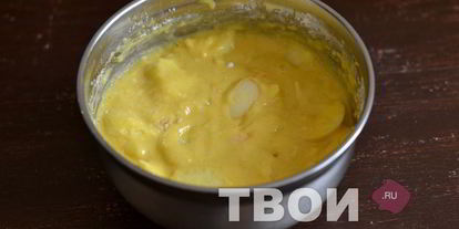 Шаг 7: манника с яблоками