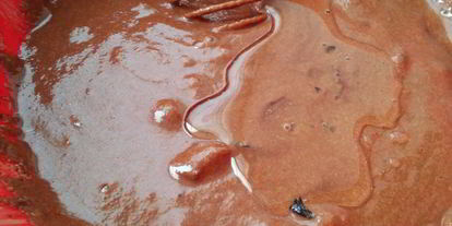 Шаг 5: постного шоколадного манника с черносливом