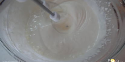 Шаг 9: мини-швейцарских рулетиков с малиной