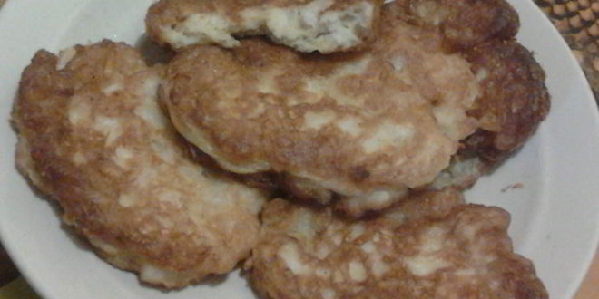 Рецепт Куриных оладий с сыром на кефире