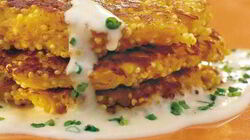 Рецепт Морковных оладий с сырным соусом