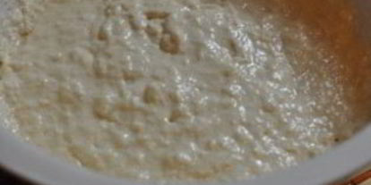 Шаг 1: оладий без молока и кефира