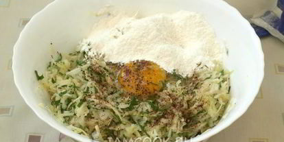 Шаг 7: оладий из кабачков и картофеля