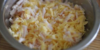 Шаг 3: оладий из кабачков с сыром