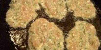 Шаг 8: оладий из куриного фарша