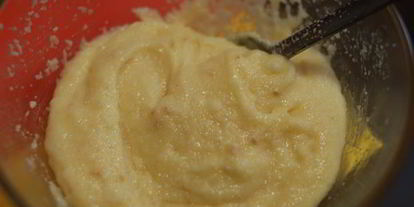 Шаг 2: оладий из манной крупы