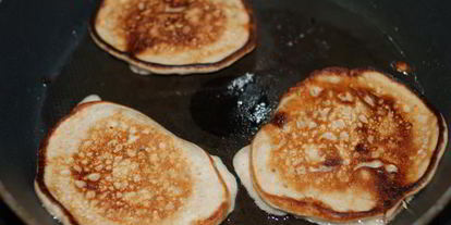 Шаг 3: овсяных оладий с кусочками шоколада