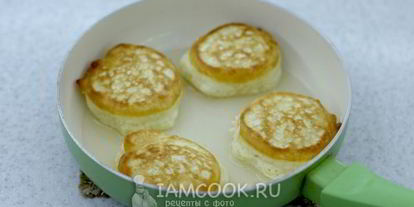 Шаг 6: пышных оладий на кефире