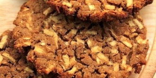 Рецепт гречневого печенья на кефире с яблоком