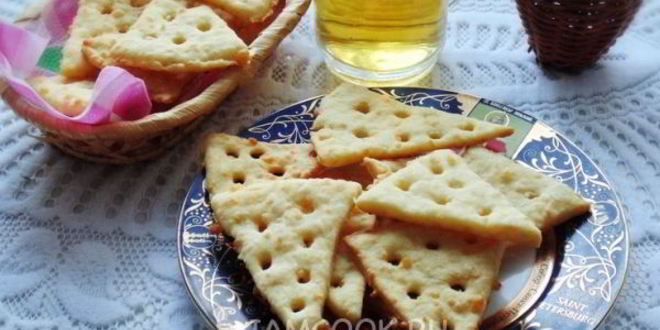 Рецепт крекеров с сыром