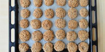 Шаг 10: овсяного печенья без муки с шоколадными конфетами