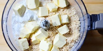 Шаг 1: печенья на сметане крендельки