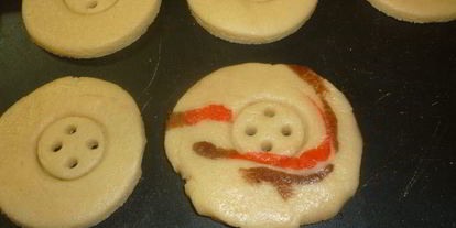 Шаг 8: печенья пуговки