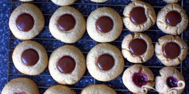 Рецепт Печенья с шоколадом и лесными орехами