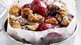 Рецепт Вишнева-шоколадного печенья с ванильным кремом