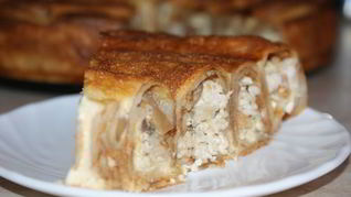 Рецепт Блинного пирога с курицей и грибами